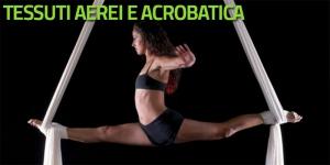 Tessuti e trapezio aerei - acrobatica